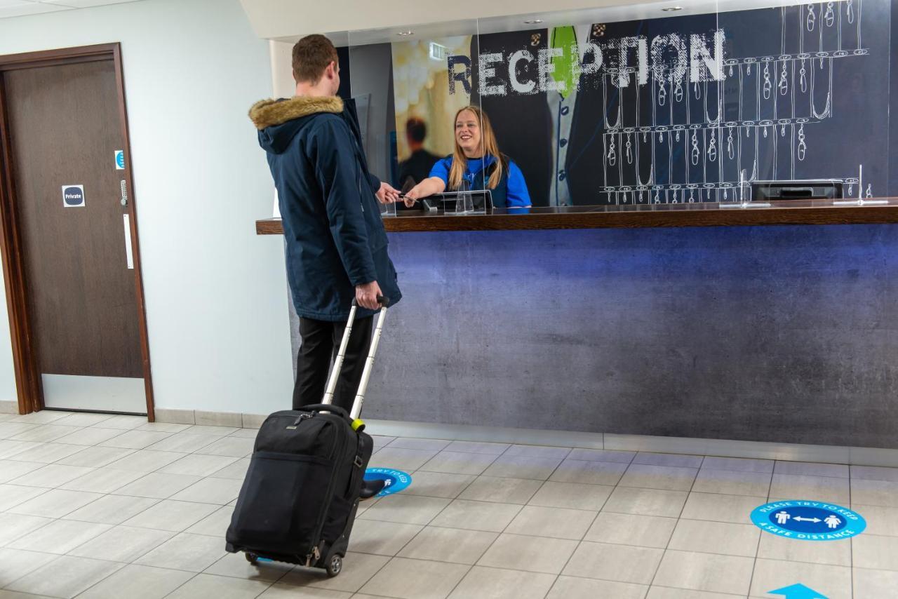 Ibis Budget Lancaster Centre Экстерьер фото