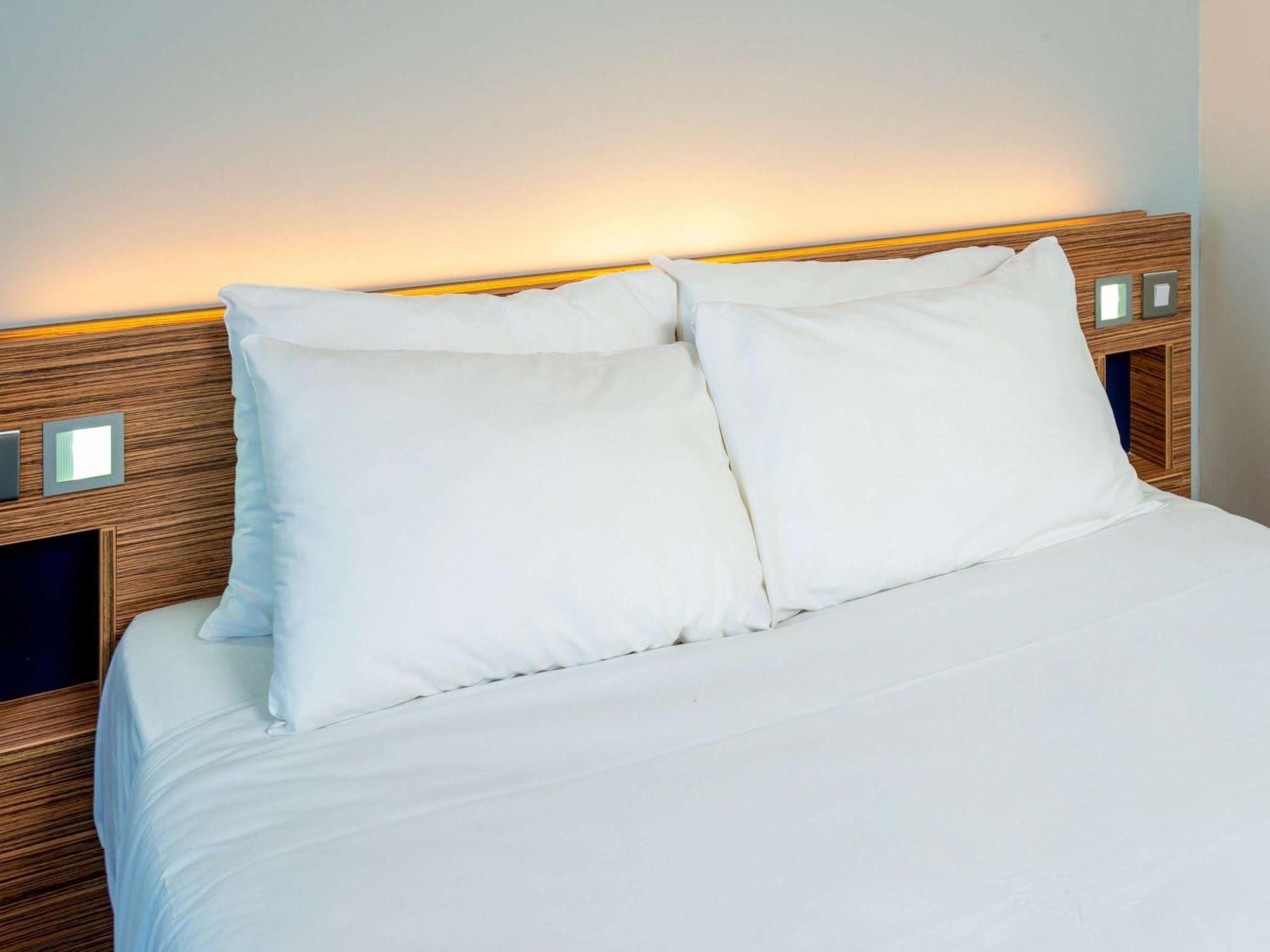 Ibis Budget Lancaster Centre Экстерьер фото