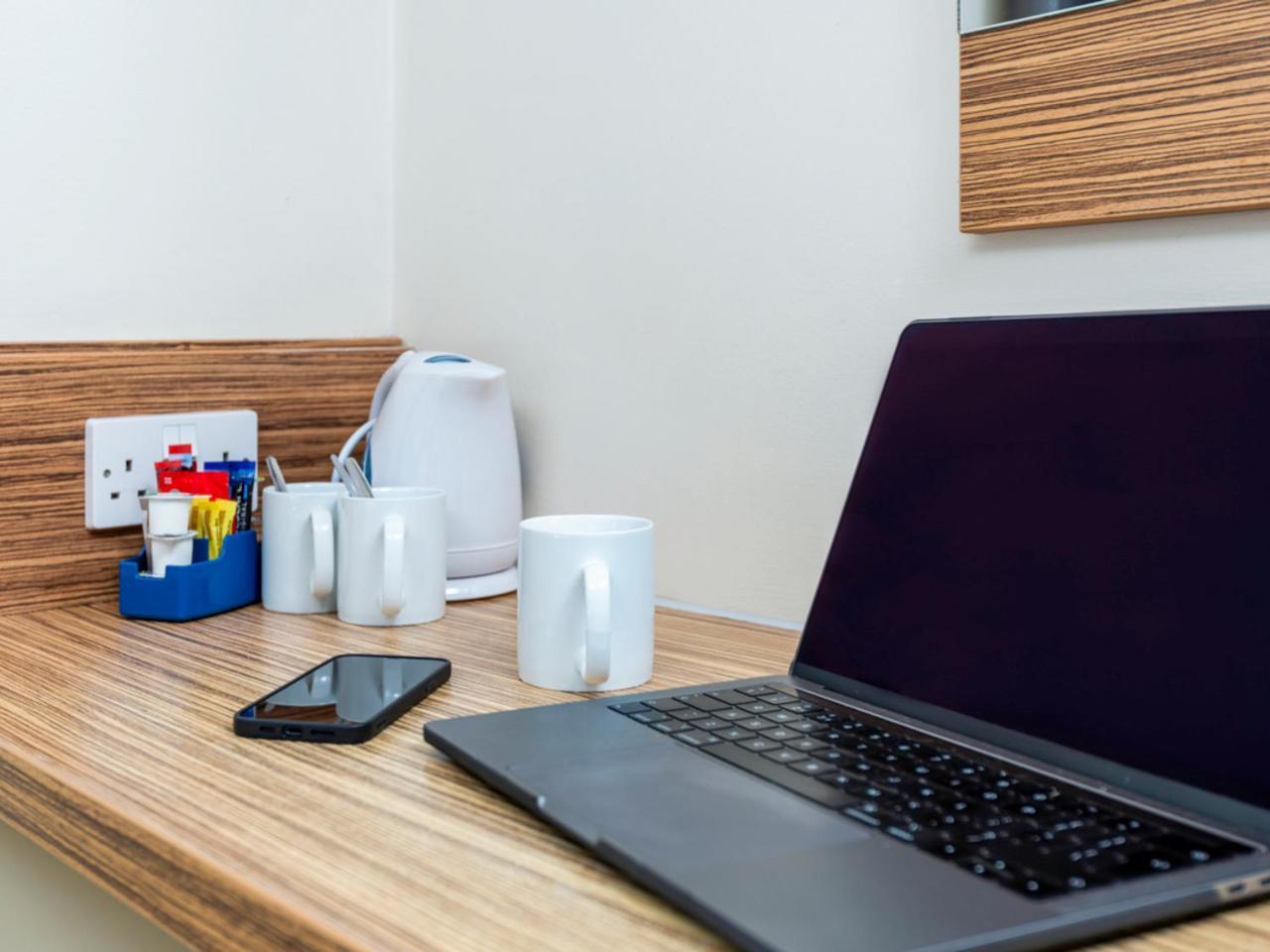 Ibis Budget Lancaster Centre Экстерьер фото