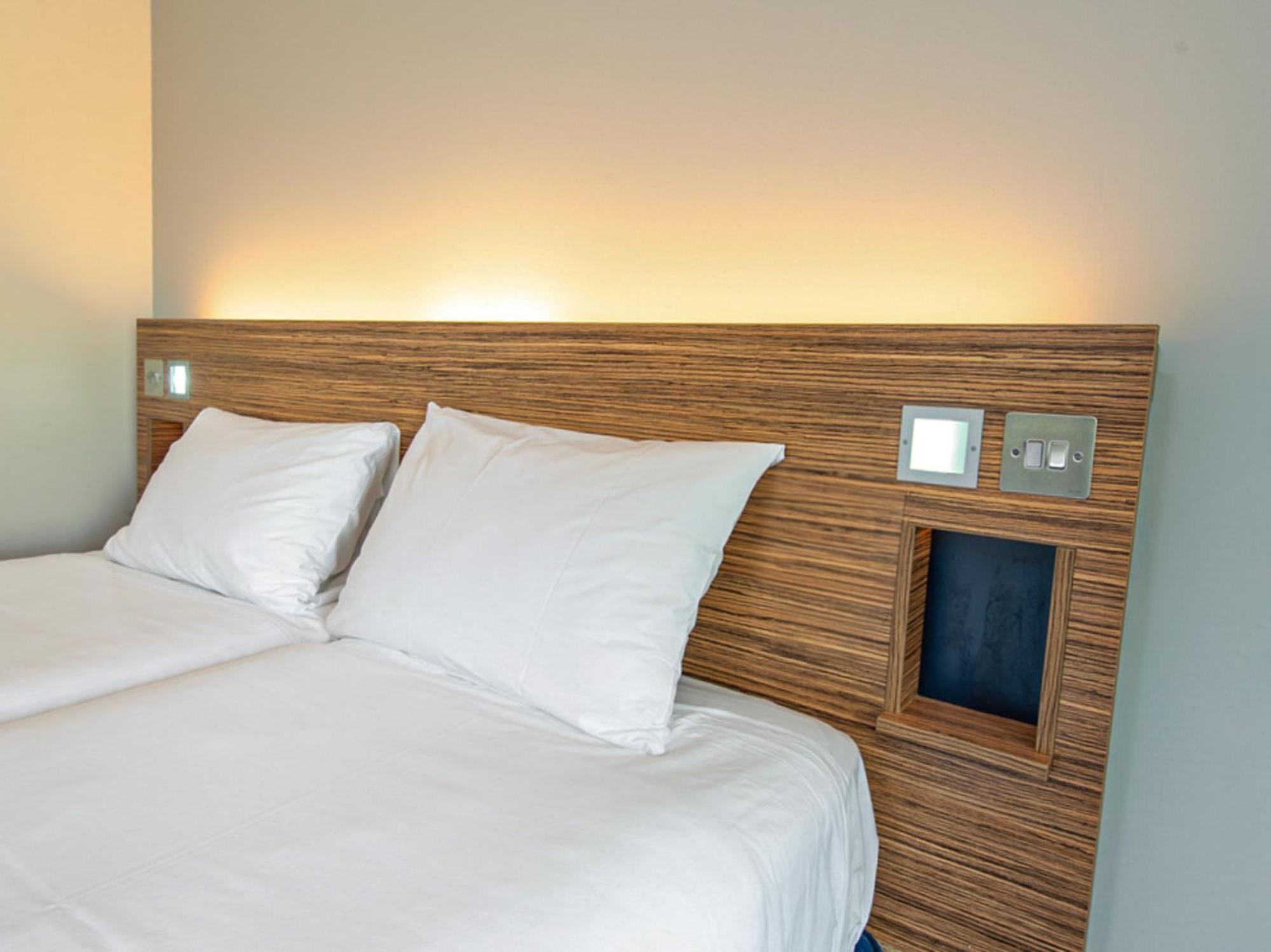 Ibis Budget Lancaster Centre Экстерьер фото